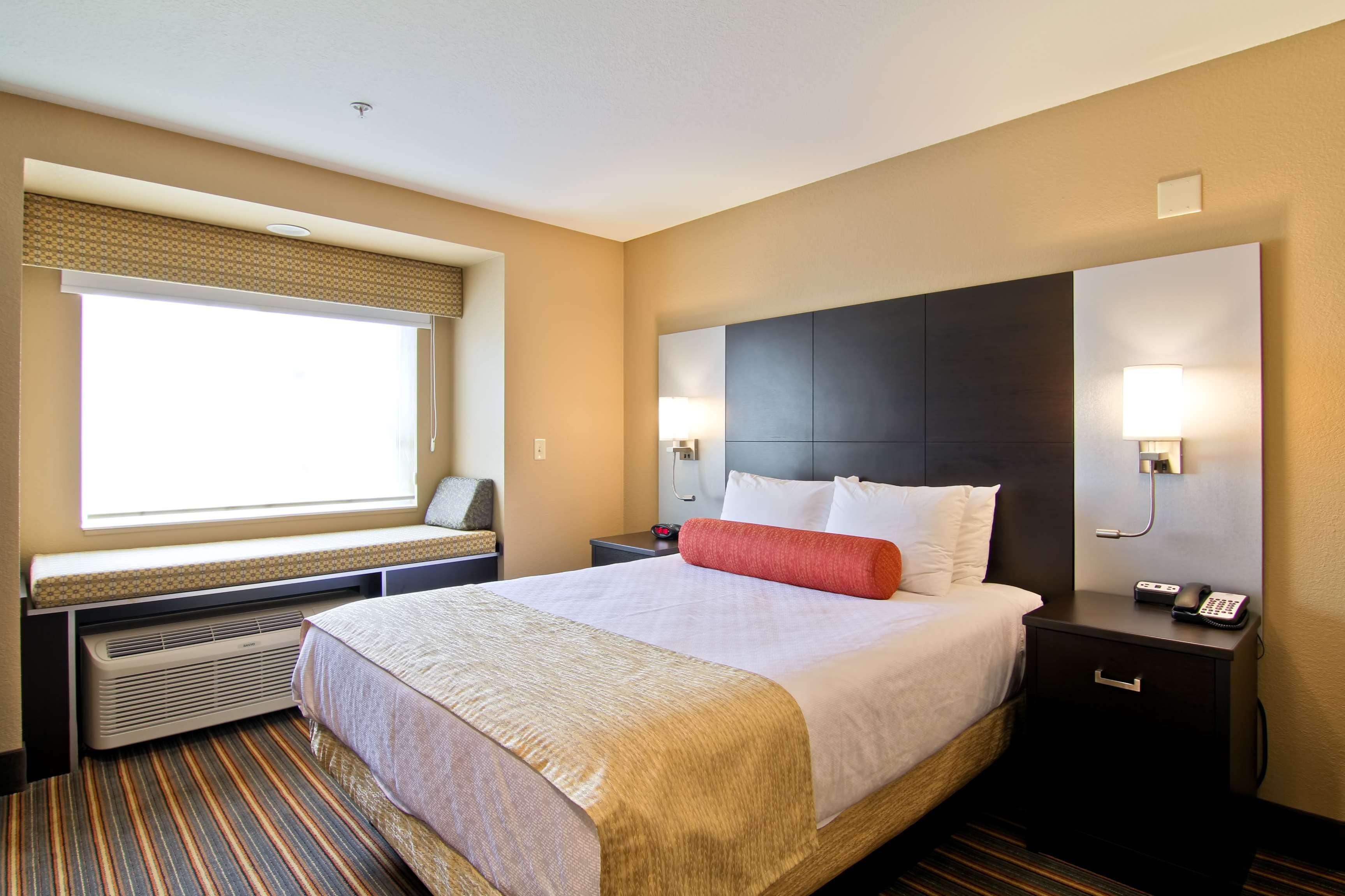 Best Western Plus Woodstock Inn & Suites Eksteriør bilde