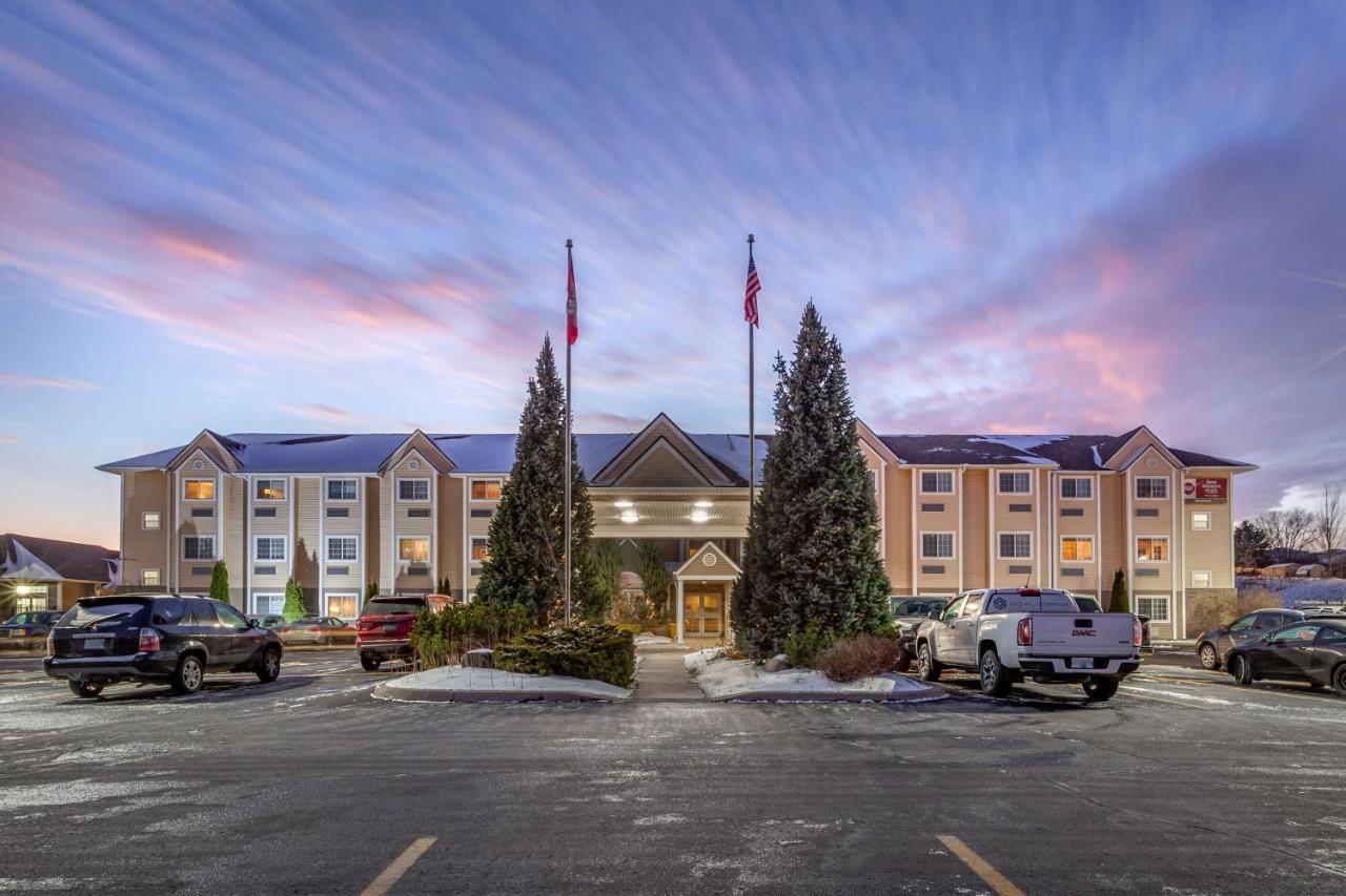 Best Western Plus Woodstock Inn & Suites Eksteriør bilde