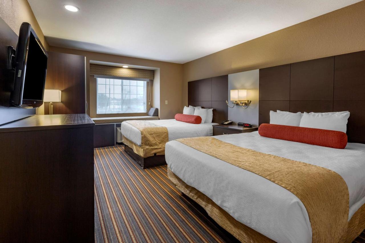 Best Western Plus Woodstock Inn & Suites Eksteriør bilde