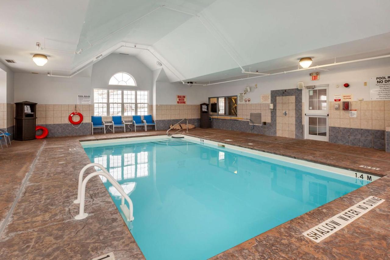 Best Western Plus Woodstock Inn & Suites Eksteriør bilde